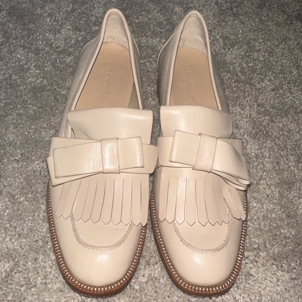 Cream leather Pour La Victoire loafers